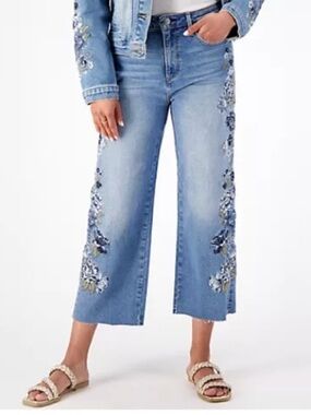 Driftwood Charlee Blue Bell Fleur Cropped Wide Leg Jean